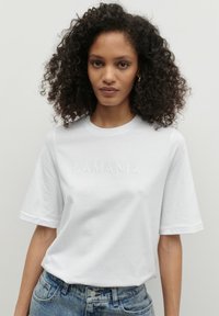 LA MANIA LUCY 7 - Triko s potiskem - white