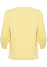 Gul stickad tröja med 3/4-l�ång volangärm i ribbstickning, rund halsringning och ribbad nederdel. Snygg textur, lättviktig tyg.