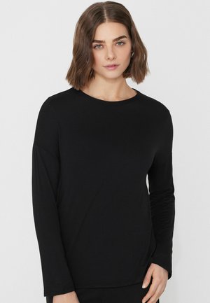 - Bluzka z długim rękawem