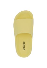 Sandalo a schiocco giallo con superficie testurizzata, cintura larga e soletta imbottita. Logo del marchio "palado" stampato in nero sulla soletta.