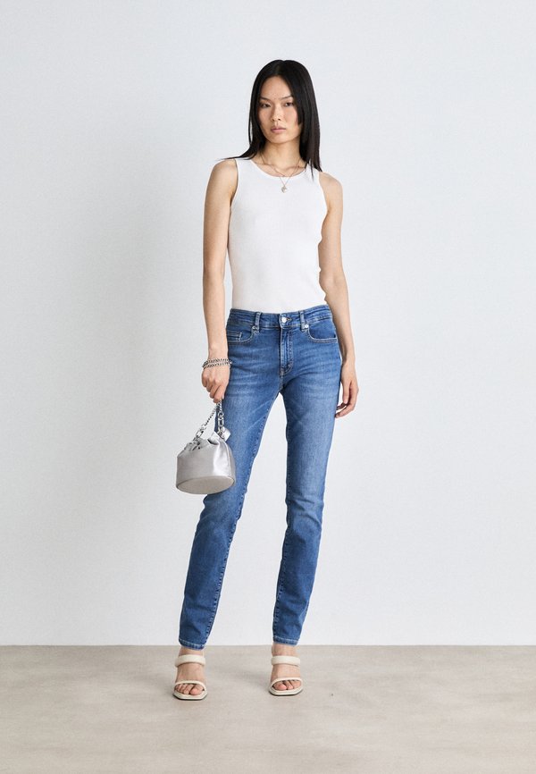 JACKIE - Slim fit jeans2
