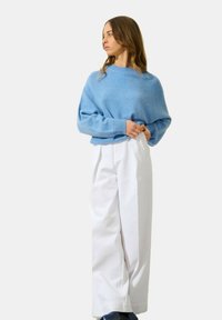 Authentic Cashmere ADORIA ROUND NECK - Strickpullover - sky
