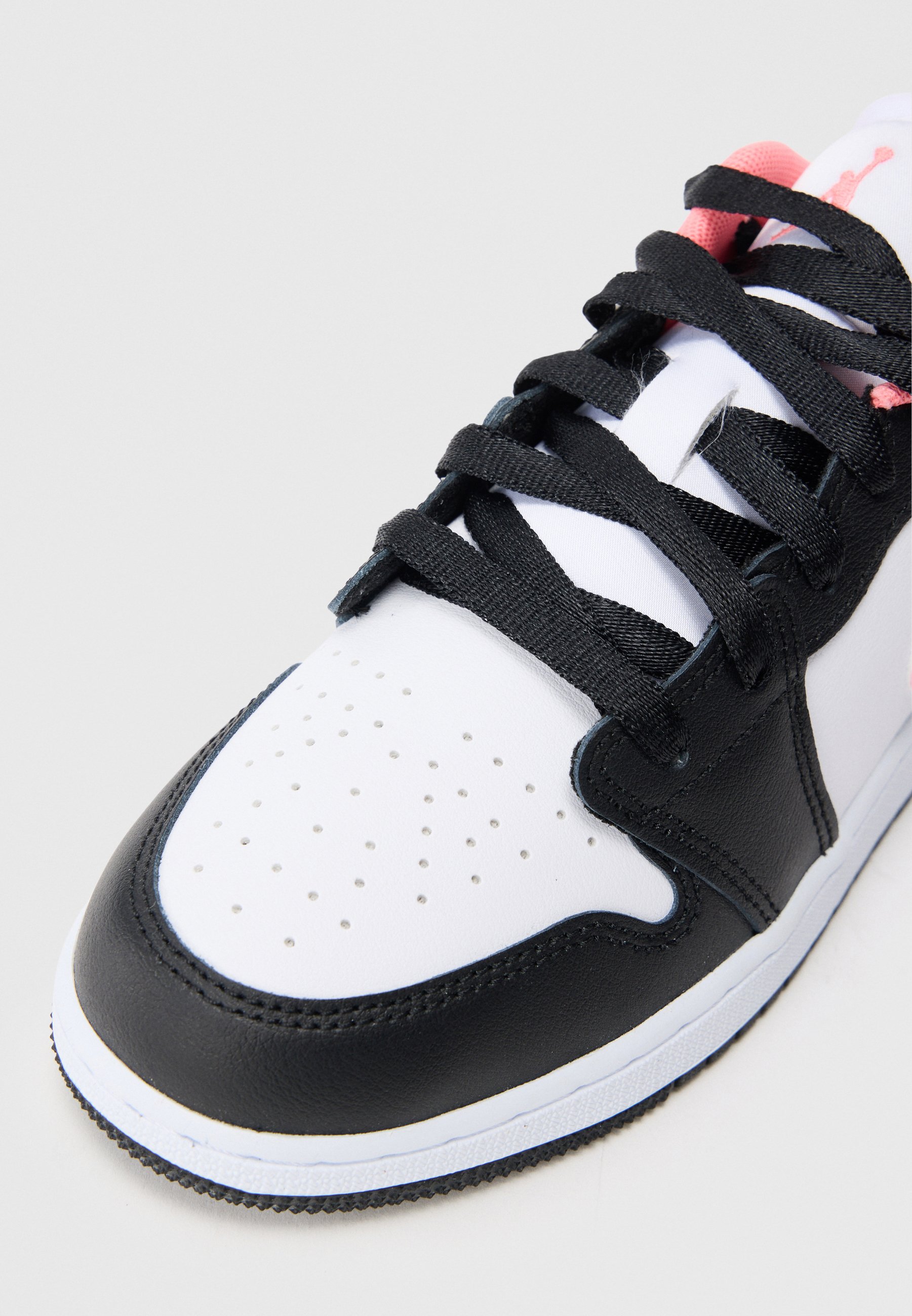 Jordan AIR JORDAN 1 UNISEX - Trainers - black/pink gaze/white/grey