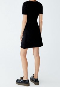 PULL&BEAR Sukienka letnia