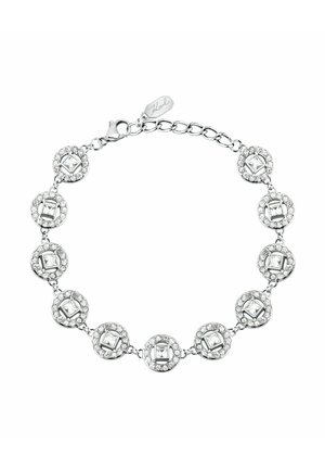Bracciale in argento con castoni rotondi, ciascuno contenente cristalli quadrati trasparenti circondati da pietre più piccole trasparenti, e una chiusura a moschettone con catena di estensione.