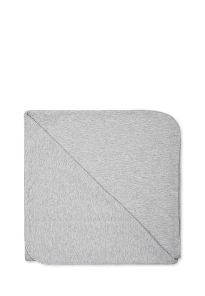 Coperta in tessuto grigio dalla texture liscia, con cucitura angolata a contrasto e angoli arrotondati. Adatta per un comfort accogliente o per decorazione.