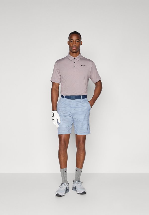 TOUR CHINO SHORT - Sports shorts2