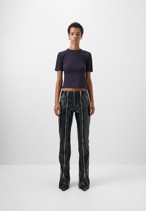 BABY DOLL TEE - Osnovna majica kratkih rukava - dark plum