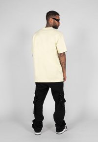 MJ Gonzales METAMORPHOSE - Camiseta estampada - softyellow