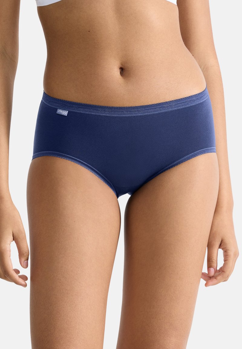 Marineblaue Baumwollslips mit glatter Textur, ausgestattet mit einem schlichten Bund und einem kleinen Logostick auf der Seite.