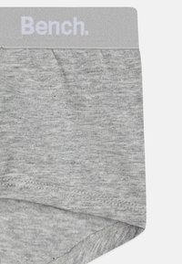 Bench SOLID 3 PACK - Shorty - lila/grau