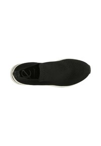 Scarpa nera slip-on con tomaia in mesh traspirante, superficie testurizzata e suola bianca. Presenta una punta arrotondata e nessun lacci visibili.