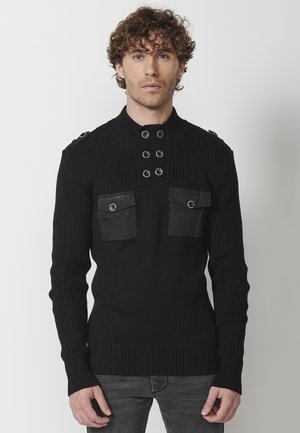 - Sweter