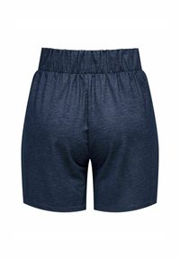 Shorts bleu marine avec ceinture élastique, fabriqués dans un tissu doux et texturé. Ils ont un design simple et décontracté sans poches.