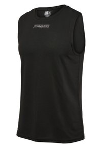 Zwart mouwloos sportshirt van gladde stof, met een ronde halslijn en een afgedrukte logo op de borst.
