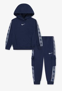 Unselected, midnight navy