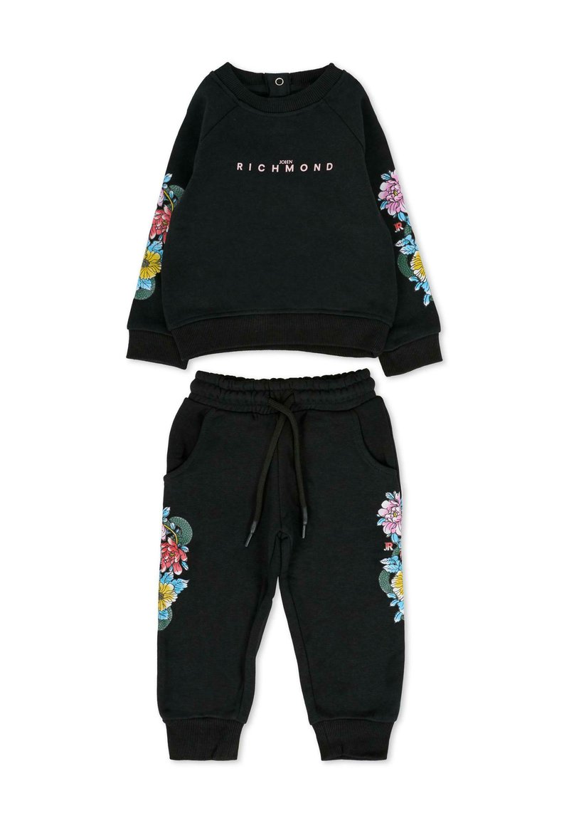 Schwarzer Sweatshirt mit "RICHMOND"-Logo, floralen Stickereien an den Ärmeln; passende Jogginghose mit floralen Akzenten, Kordelzug und Seitentaschen.