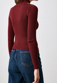 Trendyol Langarmshirt - bordeaux