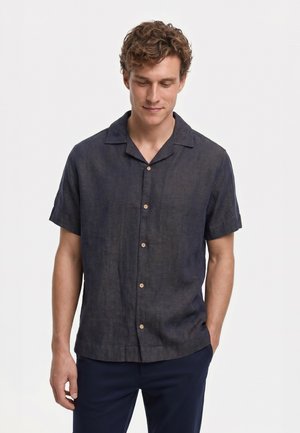 Kronstadt, Camisa - sky captain