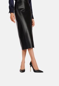 Queen Helena Decolleté - nero