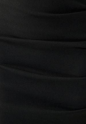 Zwart jurkje van een soepele, gestructureerde stof met geplooide drapingdetails en een elegante silhouet.