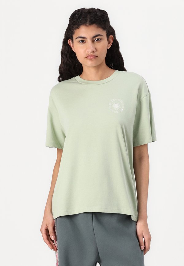 THE WAY BACK PANT - Tracksuit bottoms - eucalyptus3