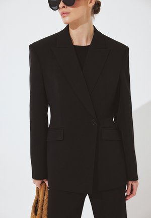 HOURGLASS FITTED - Blazer - black