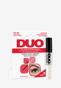 2-in-1 Pinsel-auf Strip-Wimpernkleber in dunkler Nuance mit doppelseitigem Design. Schwarzer Pinsel-Applikator mit weißer Klebertube und Verpackung.