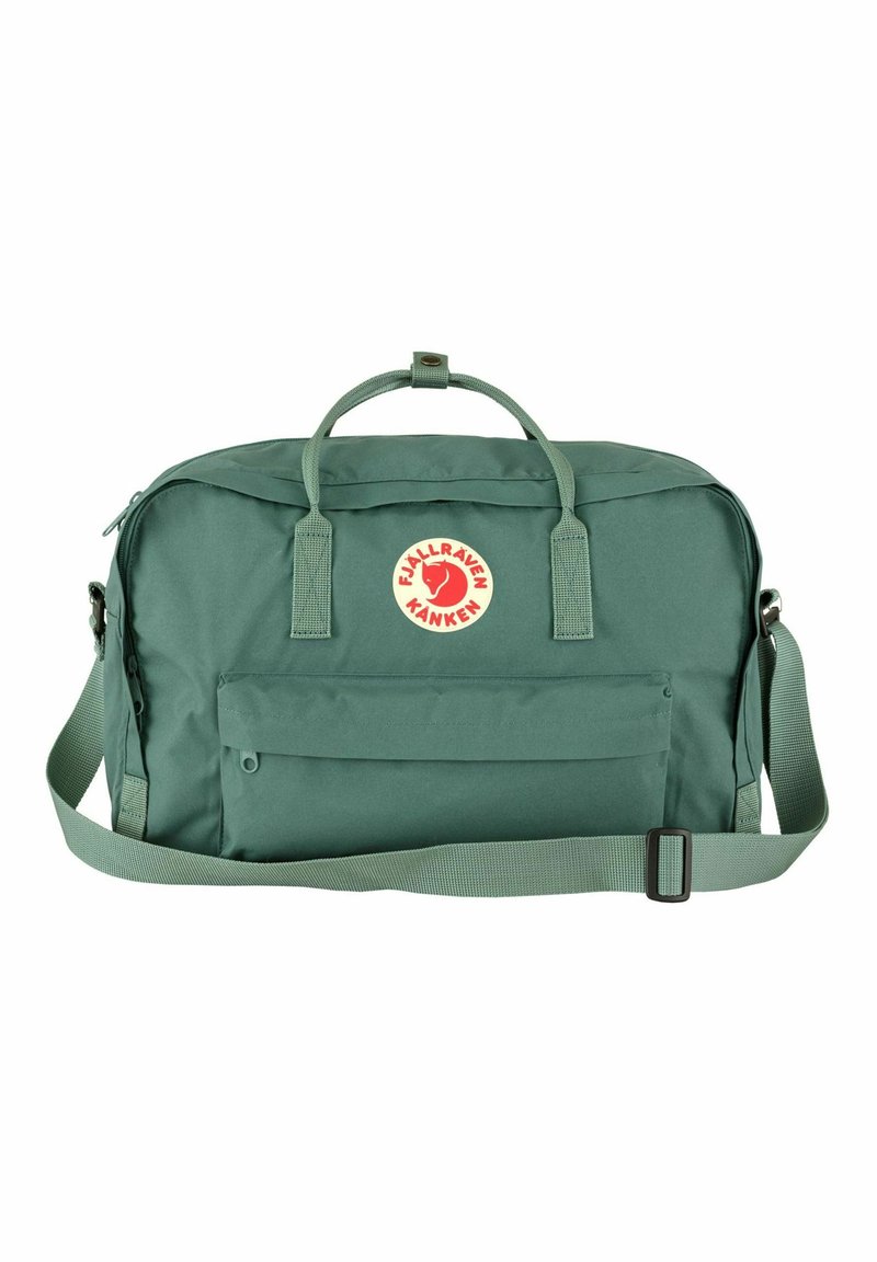 Borsa a duffle in tessuto verde con doppio manico superiore, tracolla regolabile, tasca con zip frontale e patch circolare con logo sulla parte anteriore.