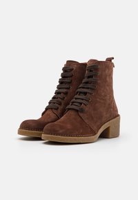 El Naturalista Botines con cordones - dark brown