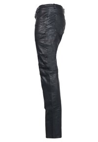 Sorte læderbukser med en slim fit, der har en glat tekstur, sidesømme og baglommer. Ingen synlig hardware eller mønstre.