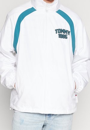 Lichte jas - white