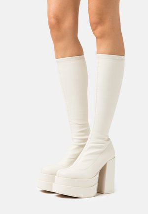 Steve Madden CYPRESS - Platåstøvler - off white