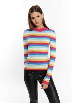 Ribbed knit pitkähihainen neule, jossa on monivärisiä raitoja vaaleanpunaisessa, sinisessä, keltaisessa ja valkoisessa. Ominaisuuksina yhdenmukainen vaaleanpunainen kaulus ja hihansuut.
