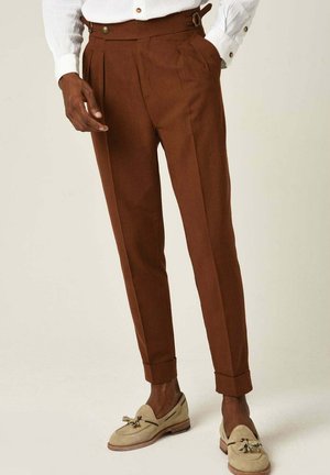 ANT Antioch Coffee Belted Pleated Wide Leg Women's Pants - Jiménez