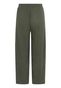 Pantaloni a gamba larga verde oliva con vita elastica e texture liscia, caratterizzati da una vestibilità ampia che si stringe leggermente all'orlo.