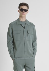 Niet geselecteerd, moss green