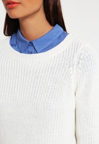Vero Moda Stickad tröja - white