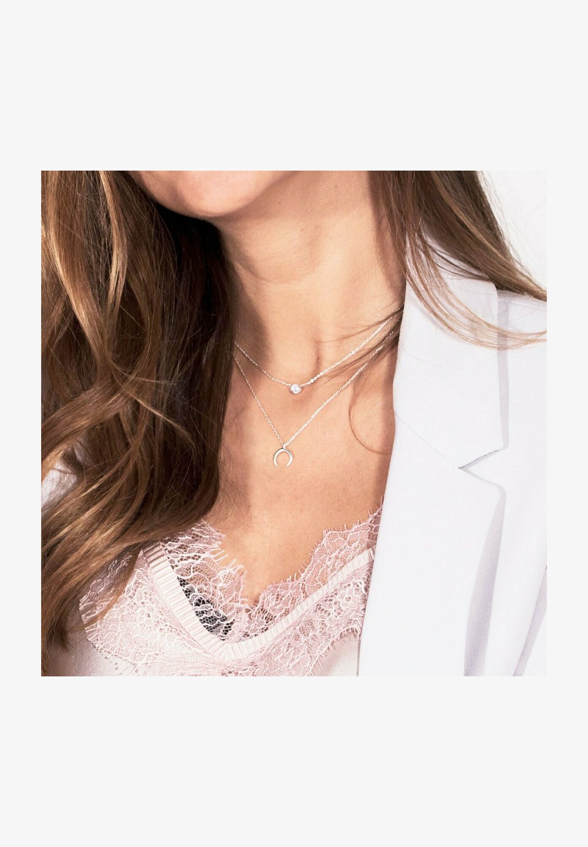 Collana Moonset Con Luna In Argento Sterling 925 – Placcatura Oro 18Kt O Rodio – Gioiello Elegante Con Catena Regolabile