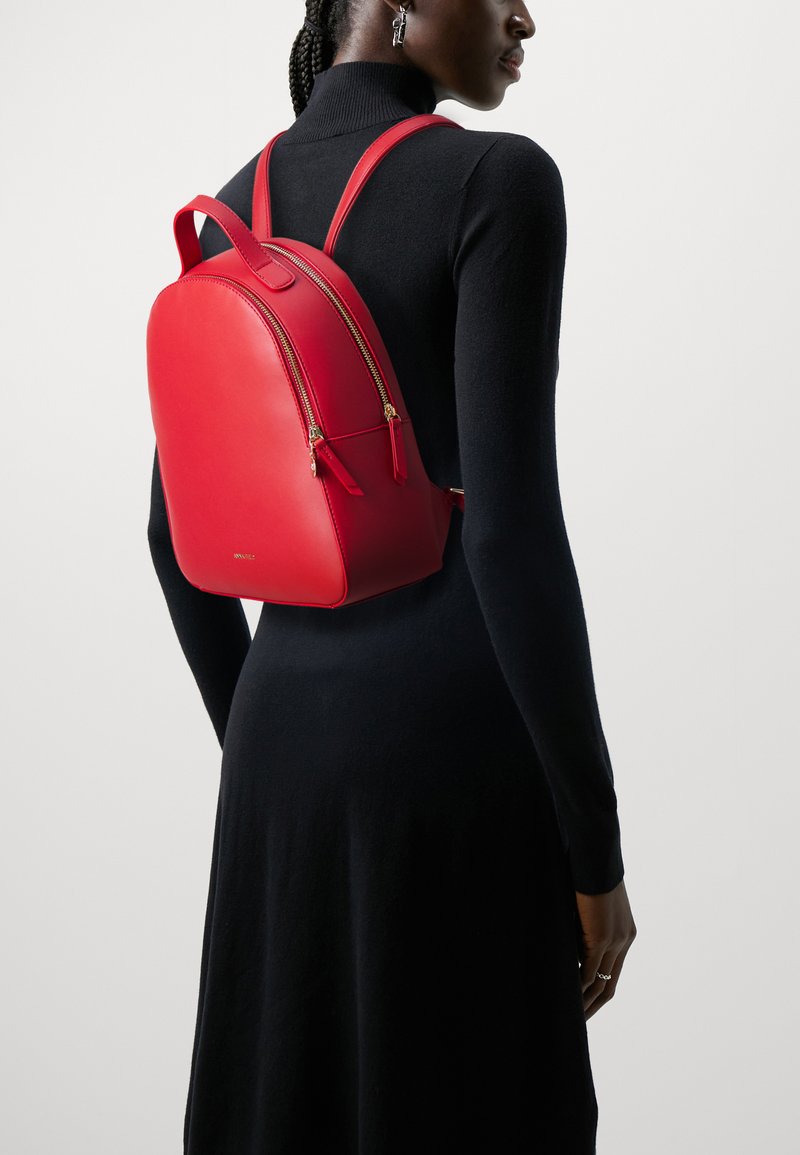 Anna Field Reppu - red