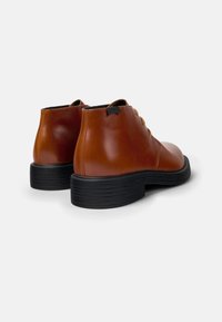 Camper DEAN - Bottines à lacets - mittelbraun