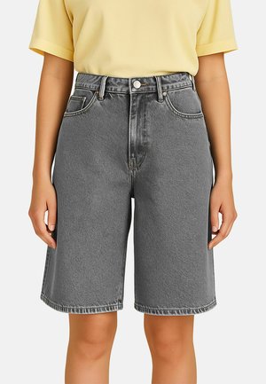 BAGGY FIT MIT WEITEM BEIN - Jeans Shorts - grau
