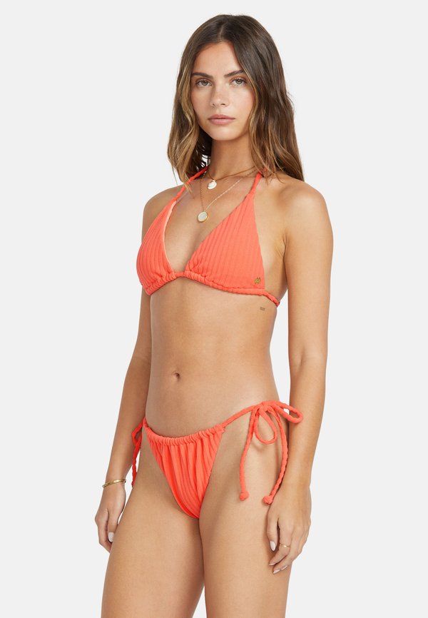 MIT MITTLERER BEDECKUNG - Bikini top - pay3