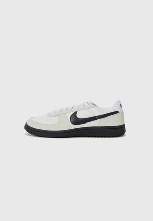 FIELD GENERAL - Sneakers basse - white/black/sail