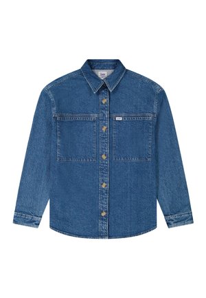 Chemise en denim bleu à manches longues avec boutons sur le devant, deux poches poitrine et un col pointu de la marque Lee.