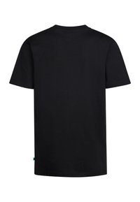 Zwarte katoenen t-shirt, korte mouwen, ronde hals, gladde textuur, eenvoudig ontwerp, geen graphics, met een klein turkooise label aan de zijkant.
