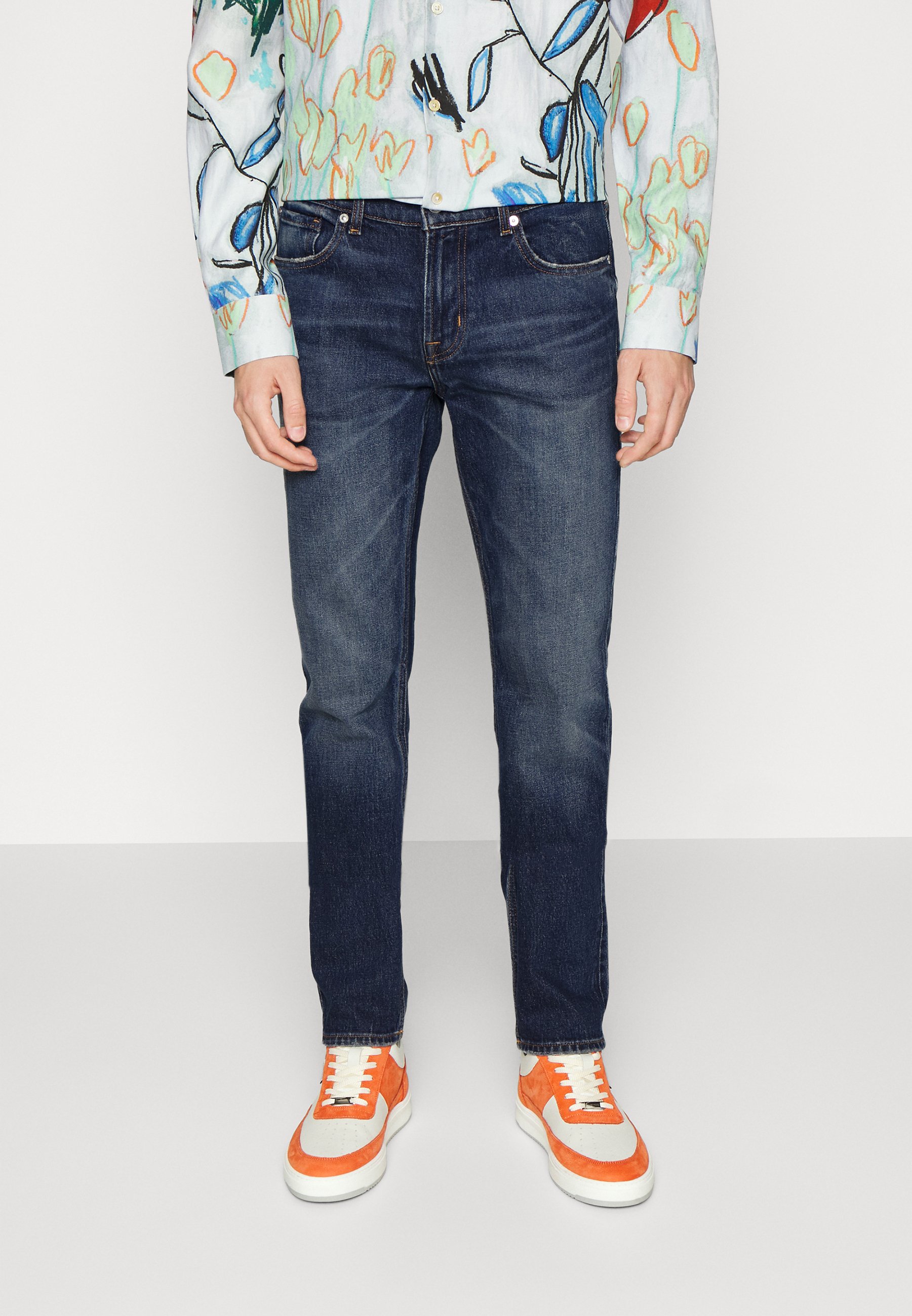Slim fit jeans 