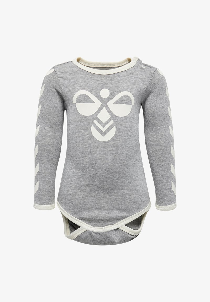 Langsleeve grijs rompertje gemaakt van zachte stof met een groot wit grafisch ontwerp aan de voorkant en witte accenten op de mouwen.