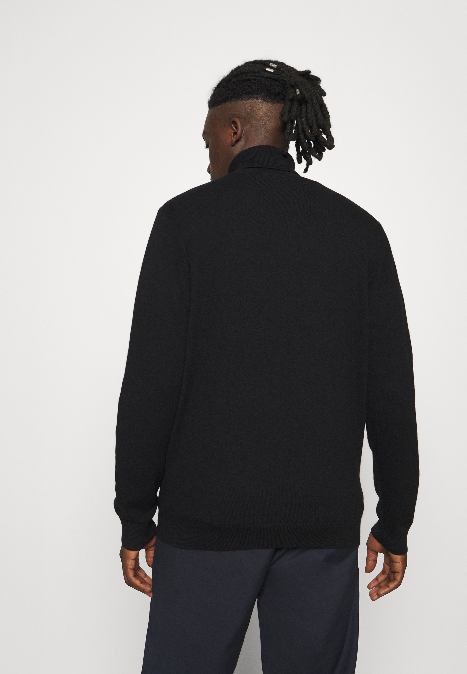 carhartt wip turtleneck