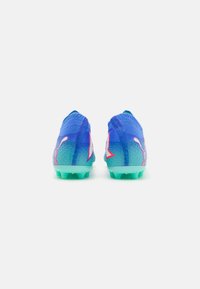 Puma FUTURE 7 ULTIMATE MG - Kõva pinnase jalgpallisaapad - bluemazing/white/electric peppermint